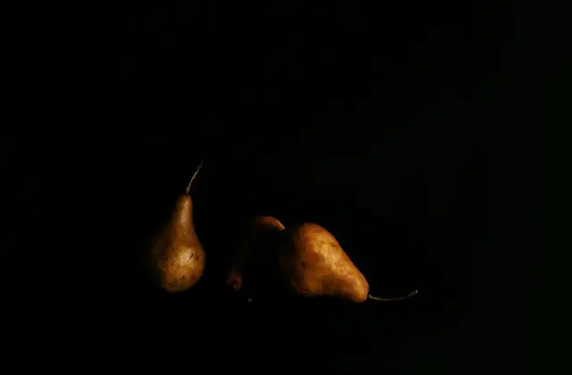 Black Coffee & a Pear &ndash; snack on the 7-Day 1,200 Calorie Meal Plan
