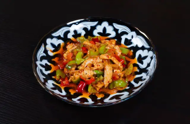 Chicken Stir-Fry &ndash; dinner on the 7-Day 1,200 Calorie Meal Plan