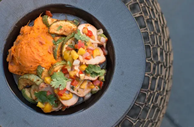 Chicken Thigh Traybake with Sweet Potato &ndash; dinner on the 7-Day High Protein Meal Plan