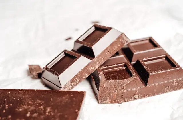 Dark Chocolate &ndash; snack on the 7-Day 1,200 Calorie Meal Plan