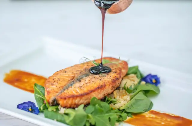 Grilled Salmon with Bulgur & Greens &ndash; dinner on the 7-Day Mediterranean Diet Meal Plan