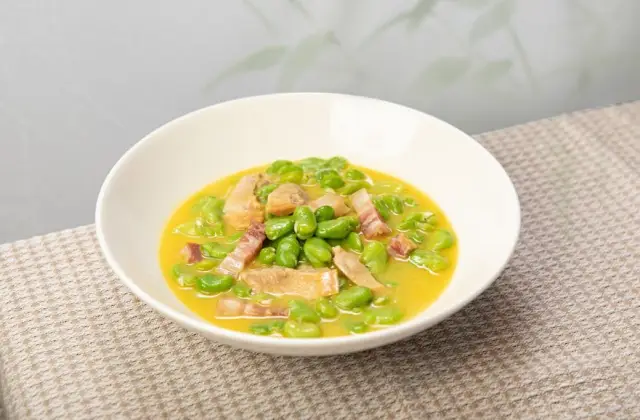 Leftover Cod & Bean Stew &ndash; lunch on the 7-Day High Protein Low Carb Meal Plan