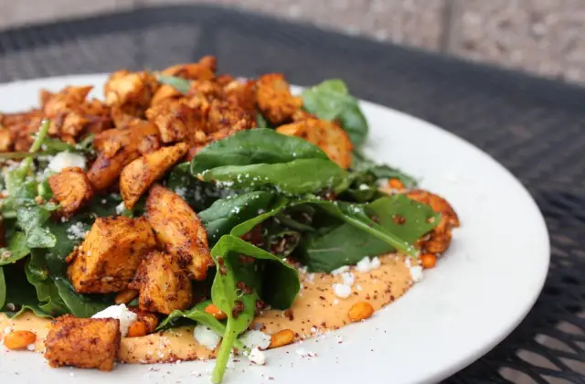 Lentil, Feta & Chicken Salad &ndash; lunch on the 7-Day High Protein Low Carb Meal Plan