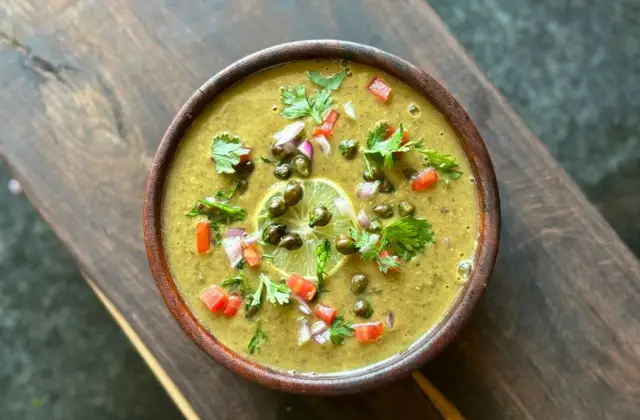 Lentil & Vegetable Soup &ndash; lunch on the 7-Day Mediterranean Diet Meal Plan