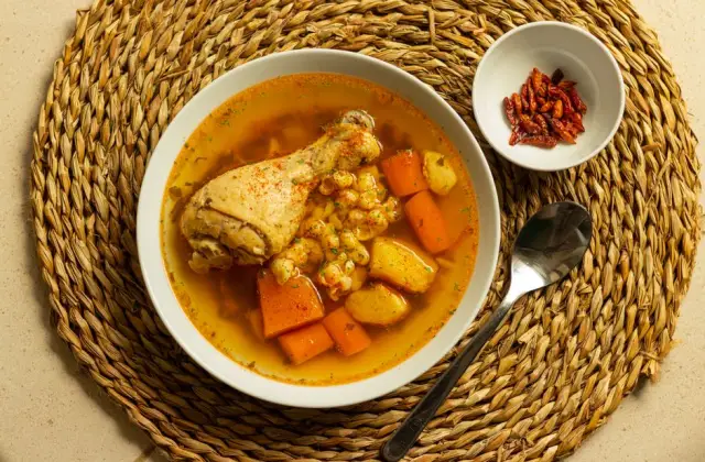Slow-Cooked Chicken & Vegetable Stew &ndash; dinner on the 7-Day Mediterranean Diet Meal Plan